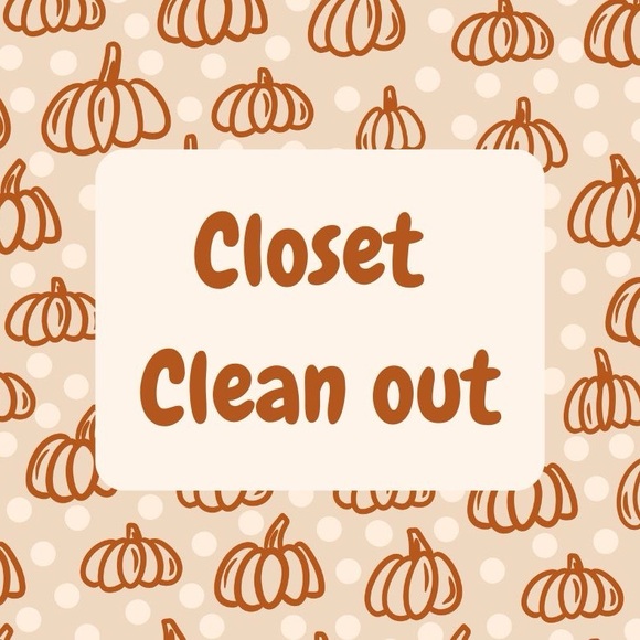 CLOSET CLEAN OUT!! EVERYTHING MUST GO! SEND ME AN OFFER! BUNDLE ITEMS🫶 - Picture 1 of 4